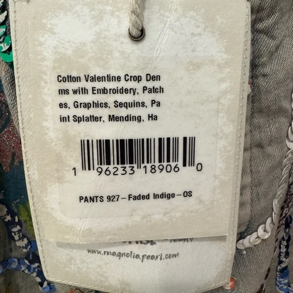 Magnolia Pearl Valentine Crop Denims - Picture 3 of 12